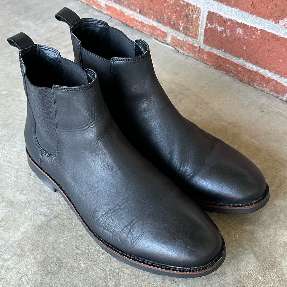 AE Chelsea Leather Boots